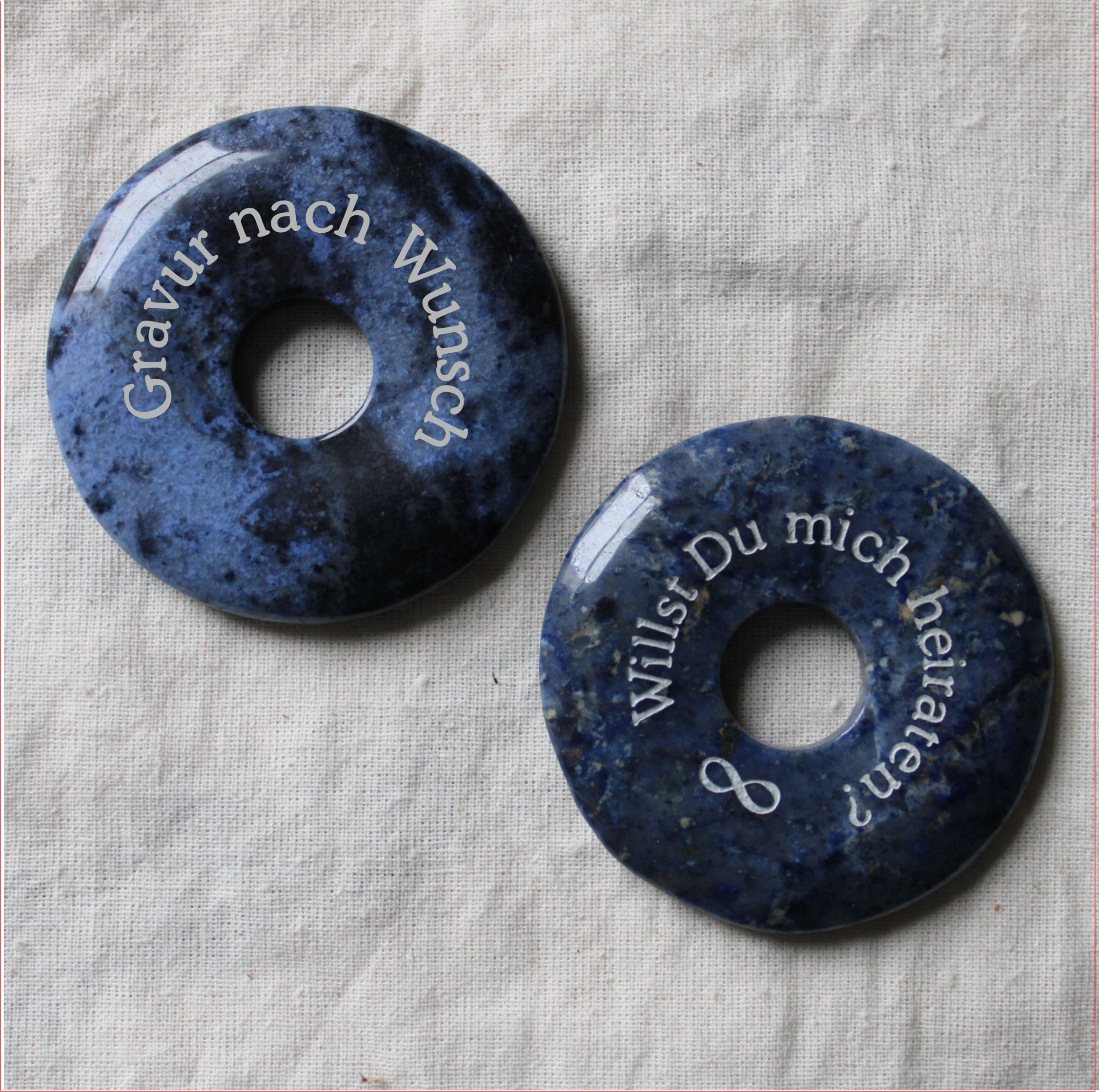 Ring-Stein, 6cm, Blau, mit persönlichem Text 